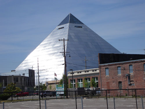 pyramid1.jpg